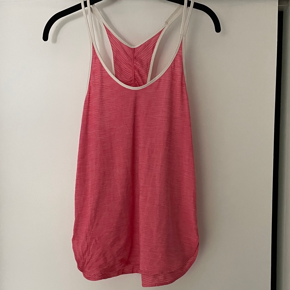 Lululemon pink tank
